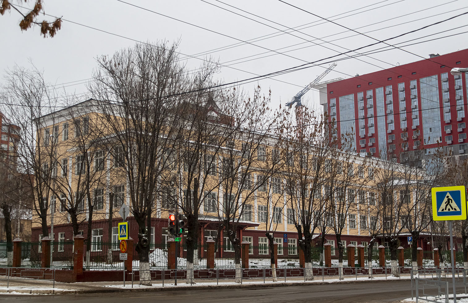 Ufa, Улица Зенцова, 51 / Улица Чернышевского, 50