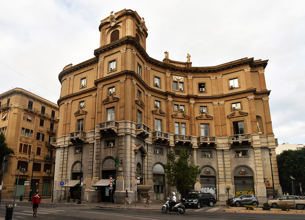 Палермо, Via Roma, 1