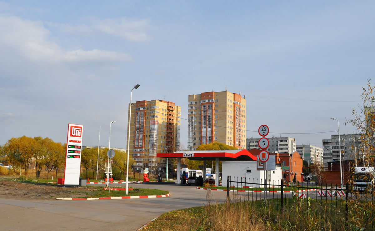 Омск, Улица Ярослава Гашека, 17; Улица Ярослава Гашека, 19; Улица Ярослава Гашека, 15/1