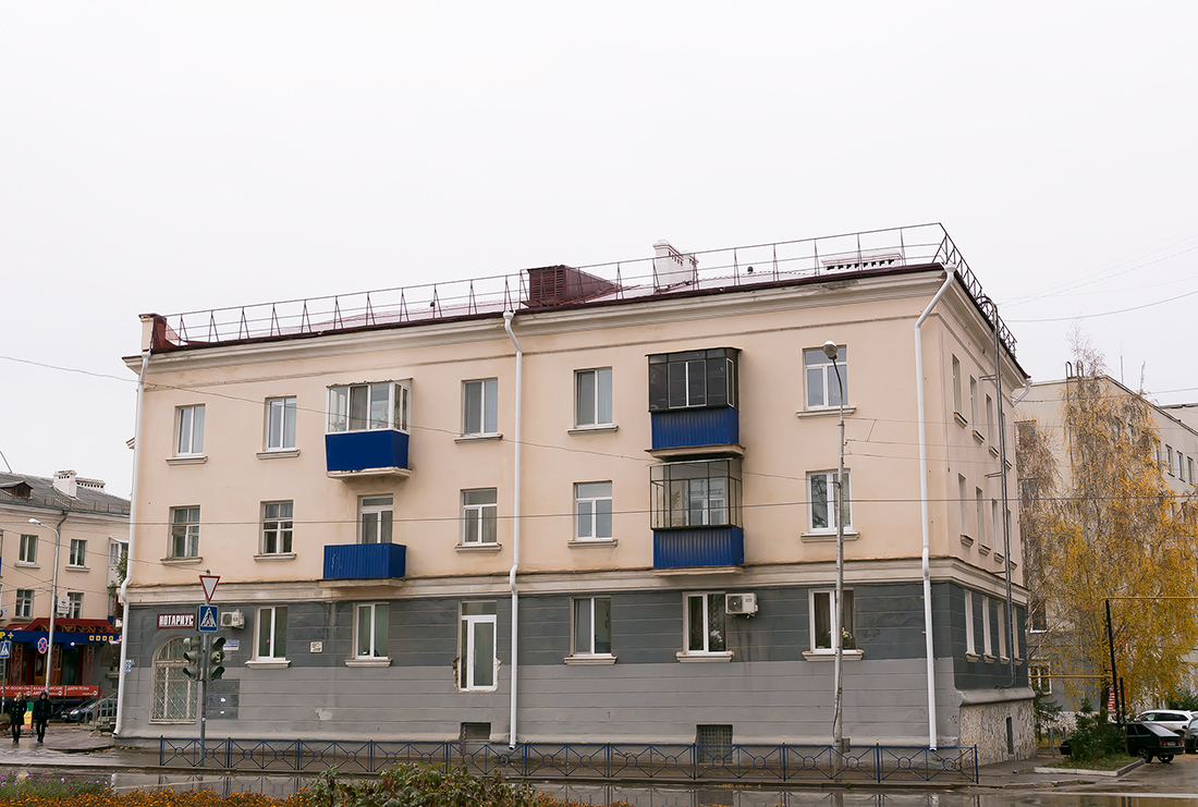 Октябрьский, Проспект Ленина, 39 / Улица Садовое Кольцо, 62