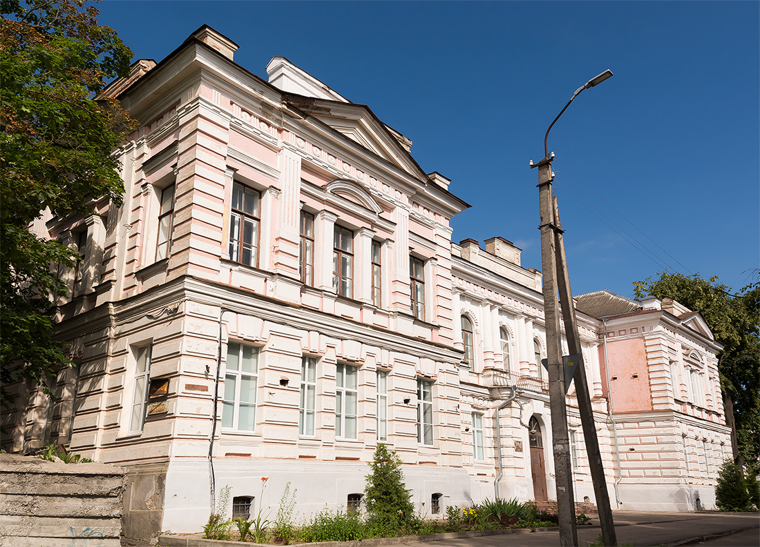 Псков, Красноармейская улица, 1