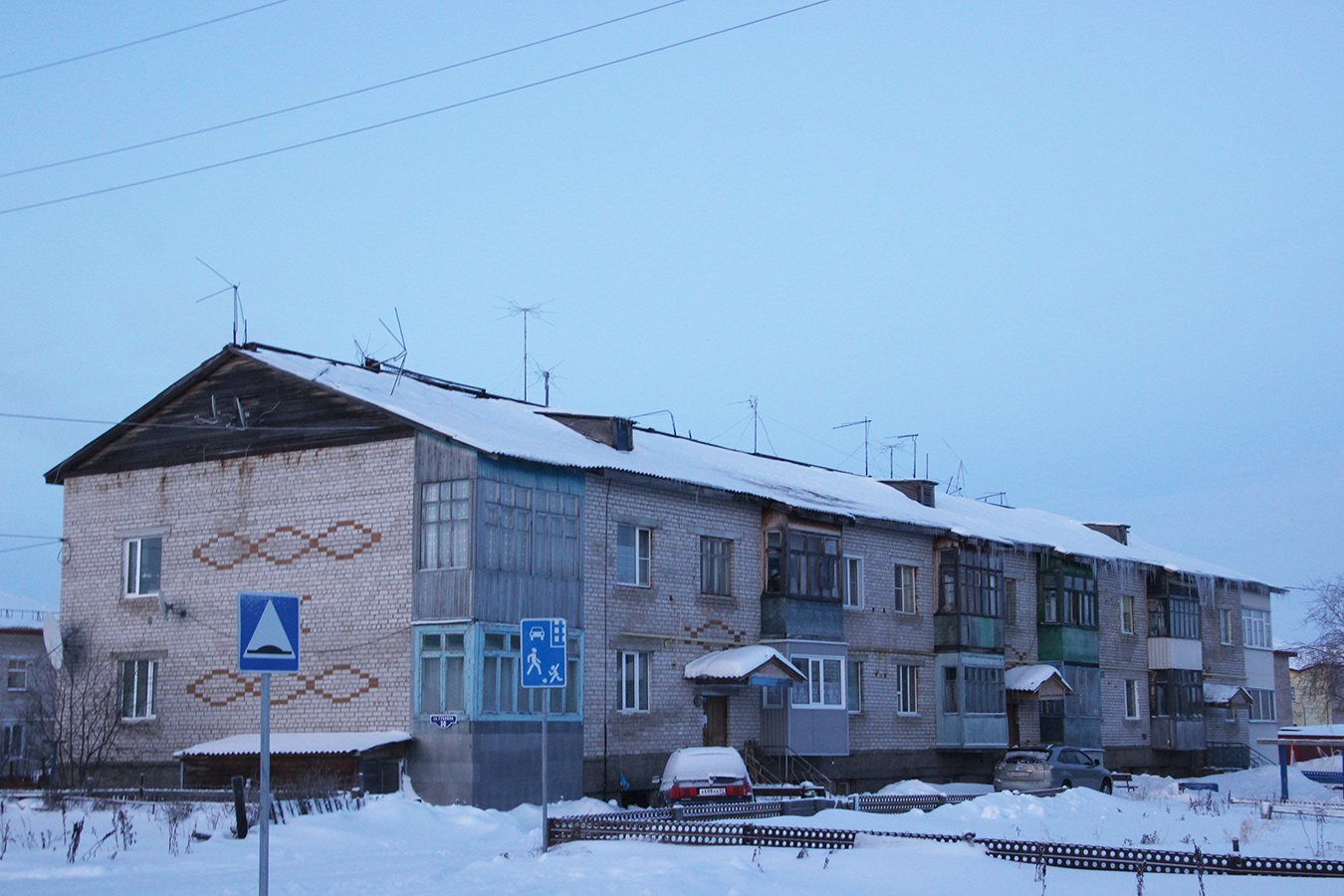 Искателей, Улица Губкина, 30