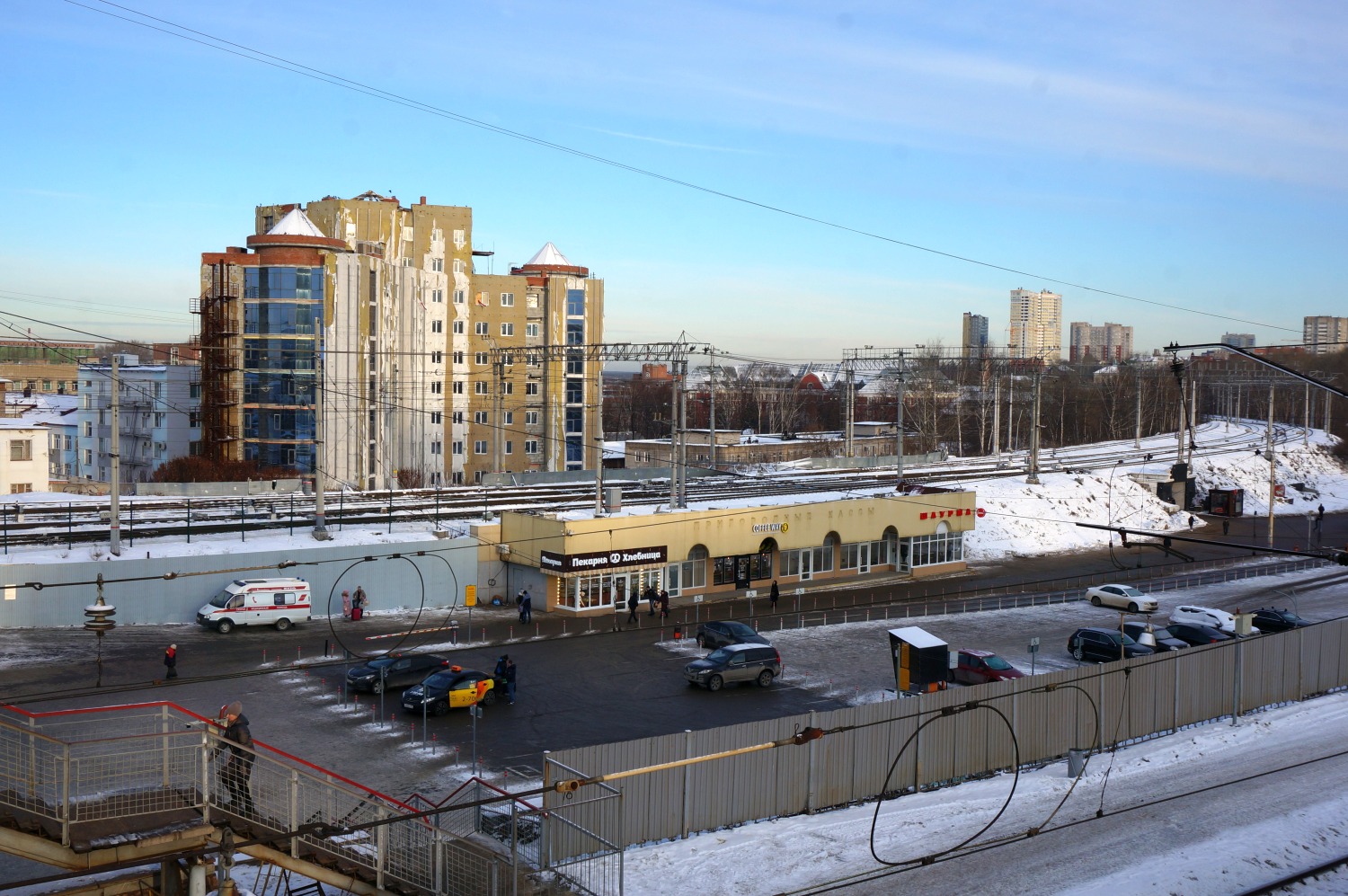 Пермь, Улица Ленина, 89/3; Улица Сергея Данщина, 30