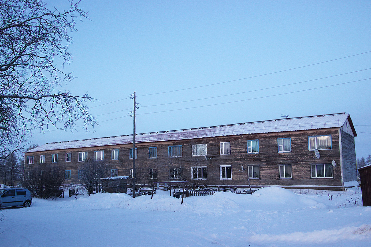 Искателей, Улица Нефтяников, 11А