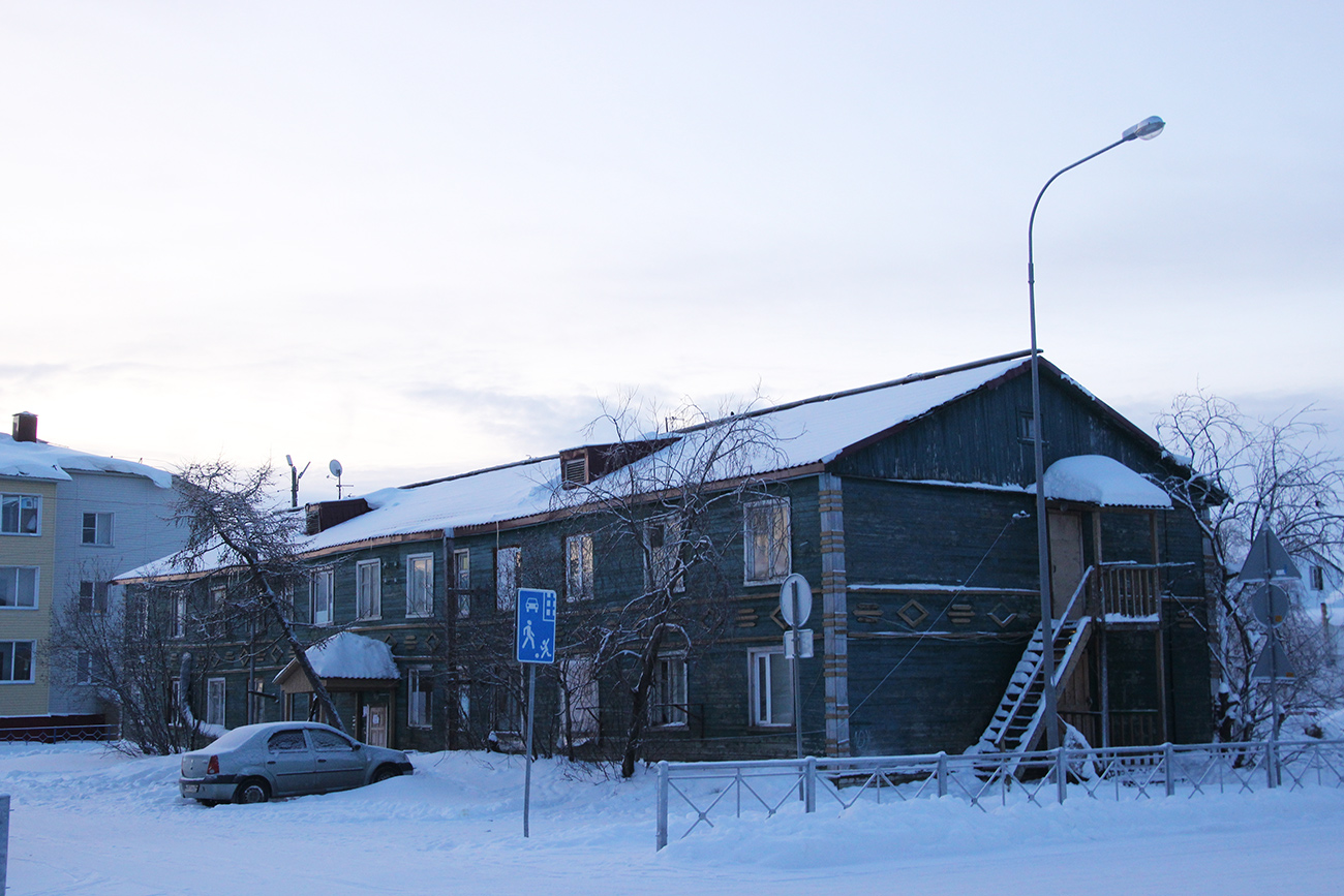 Iskateley, Улица Монтажников, 10