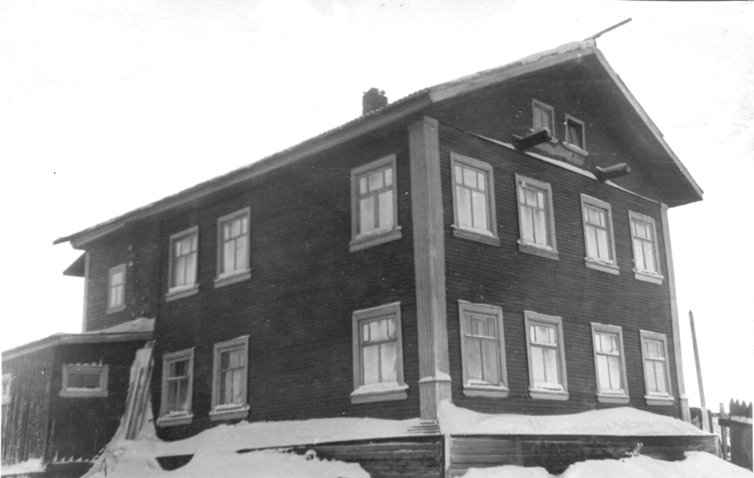 Нарьян-Мар, Портовая улица, 2