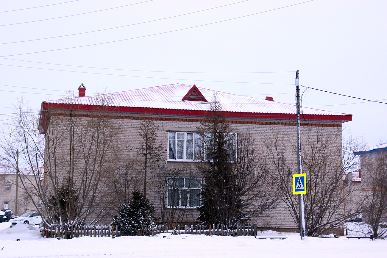 Искателей, Улица Монтажников, 2