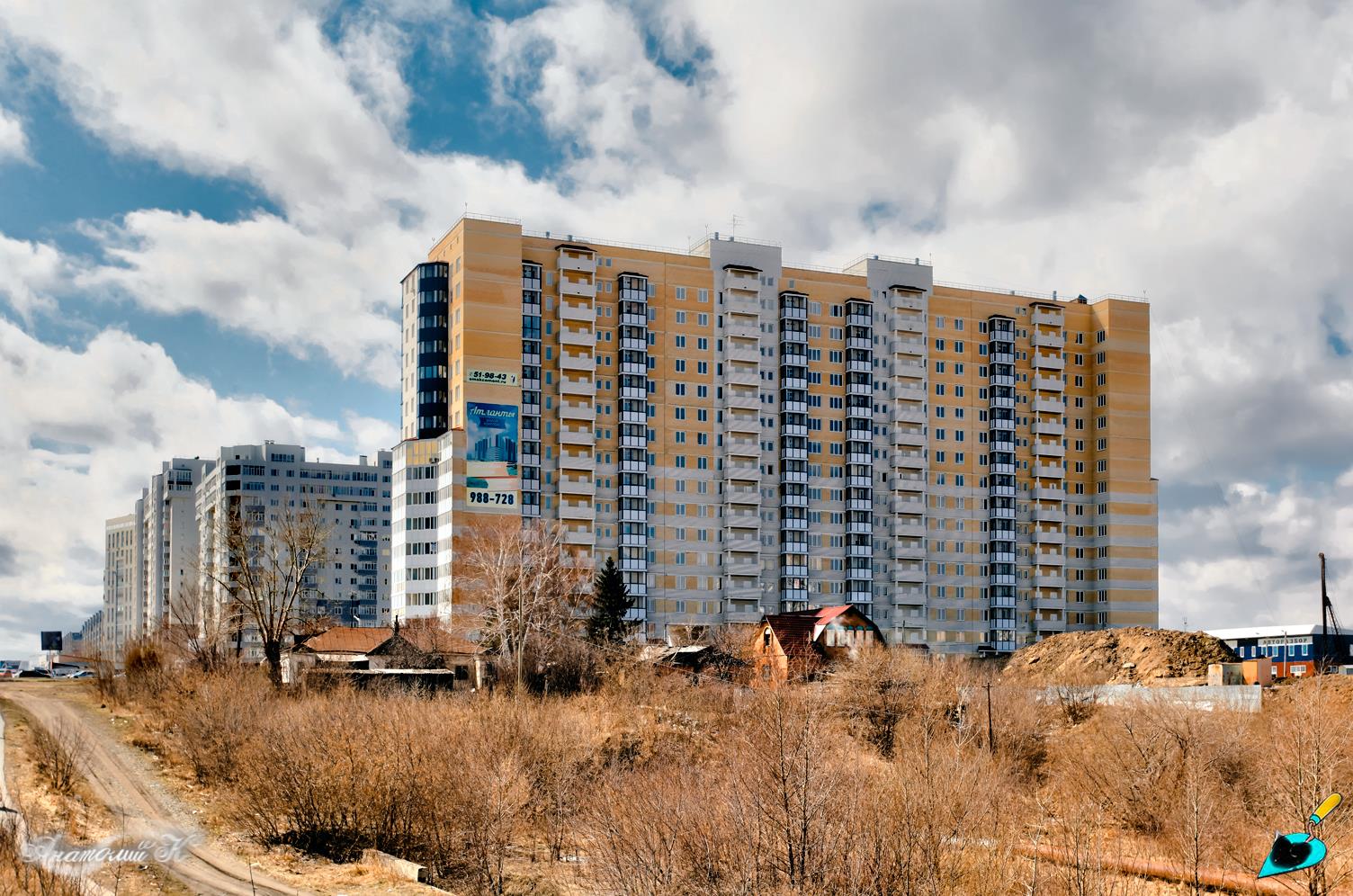 Омск, 3-я Енисейская улица, 28; Улица Конева, 6; Улица Конева, 8