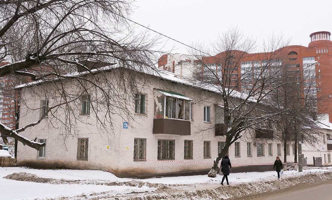 Ufa, Улица Менделеева, 126