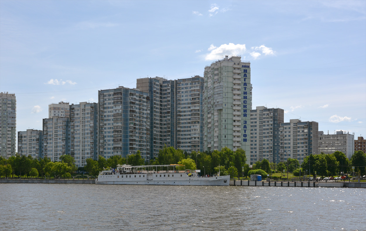 Москва, Нагатинская набережная, 40 / Кленовый бульвар, 1 (подъезды 1–3); Нагатинская набережная, 40 / Кленовый бульвар, 1 (подъезды 4–7); Нагатинская набережная, 40А; Нагатинская набережная, 40 / Кленовый бульвар, 1 (подъезды 8–9)