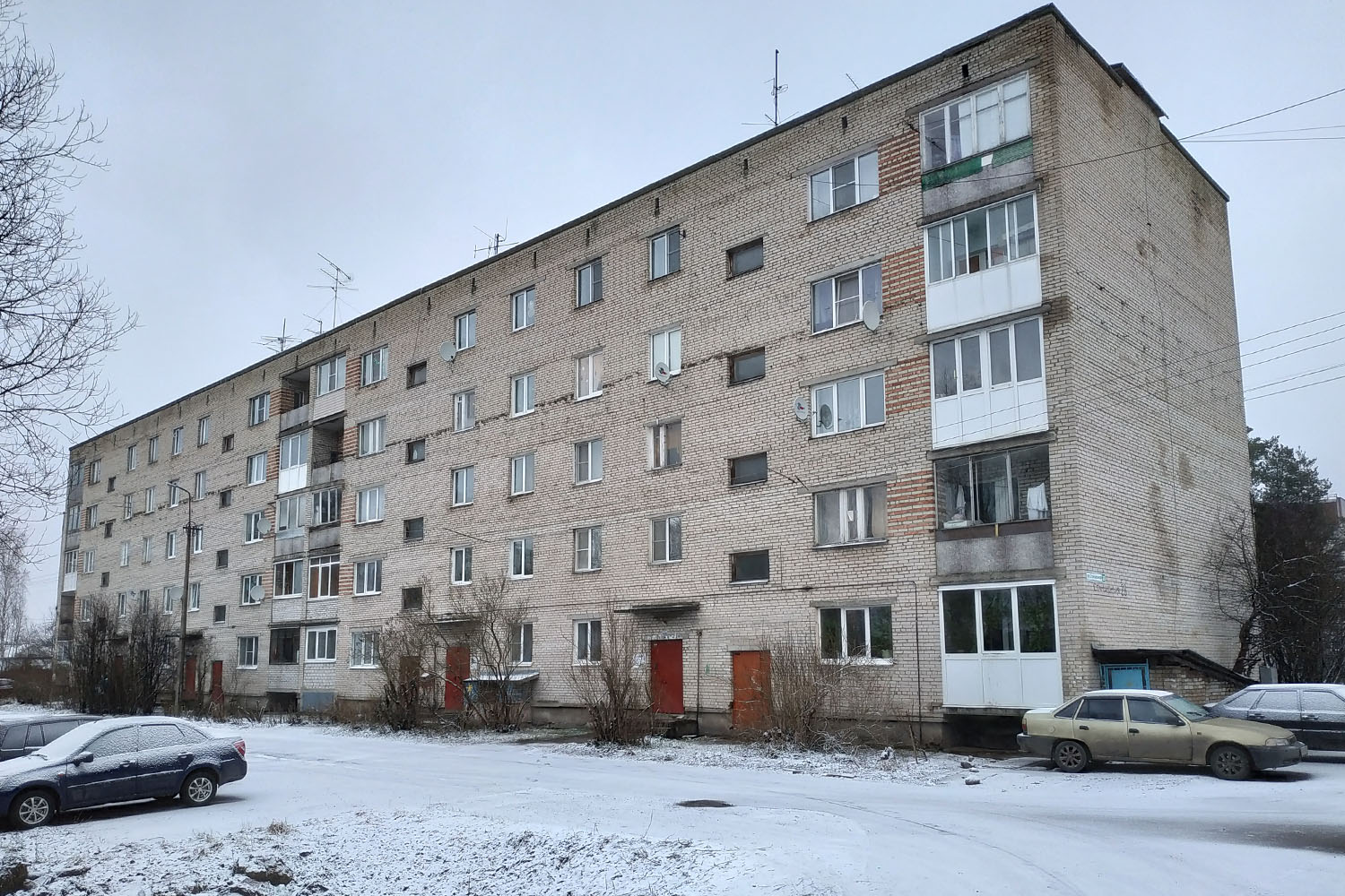 Рахья, Станционная улица, 28