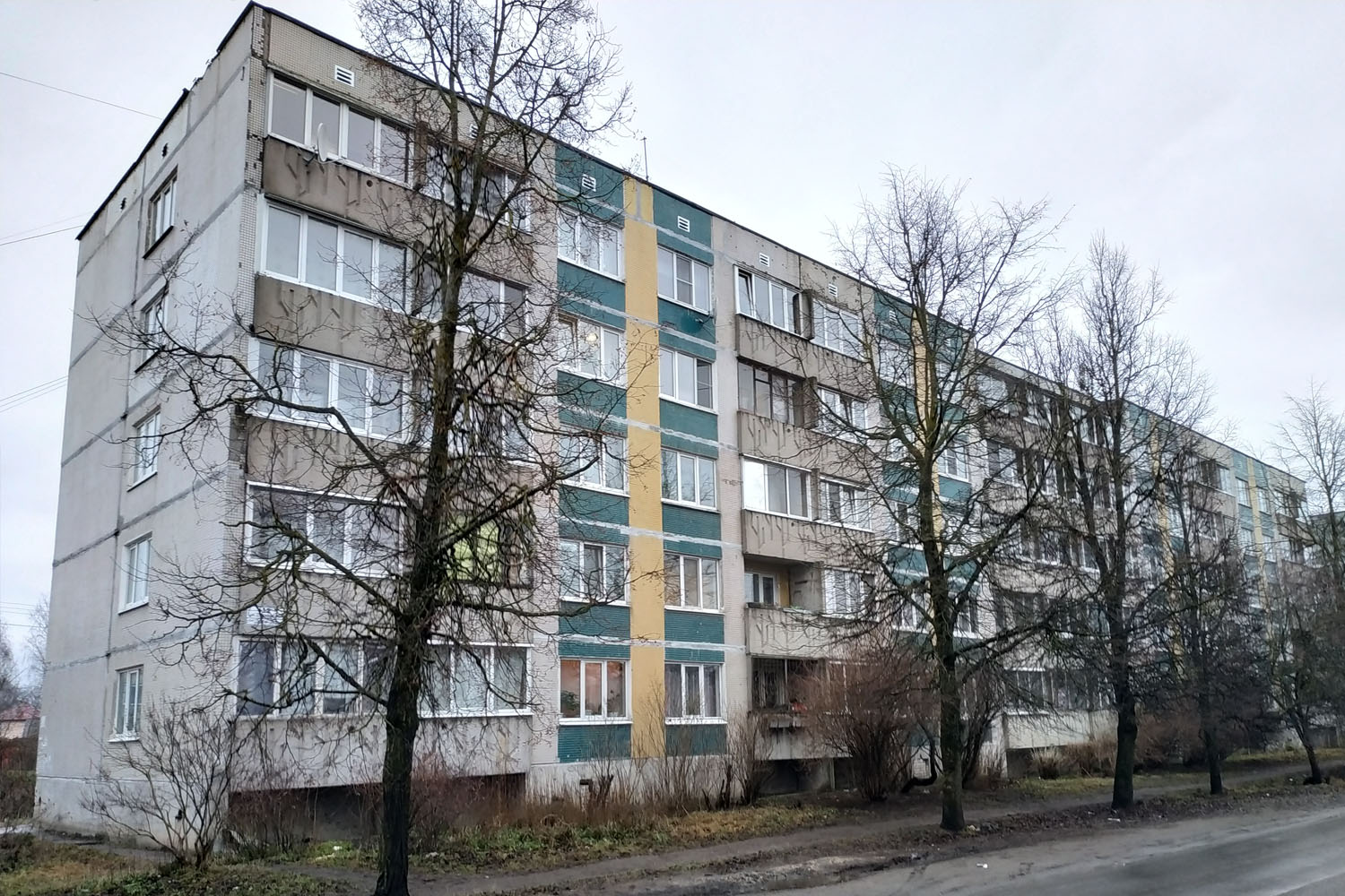 Гатчинский округ, прочие н. п., Тайцы, Санаторская улица, 12