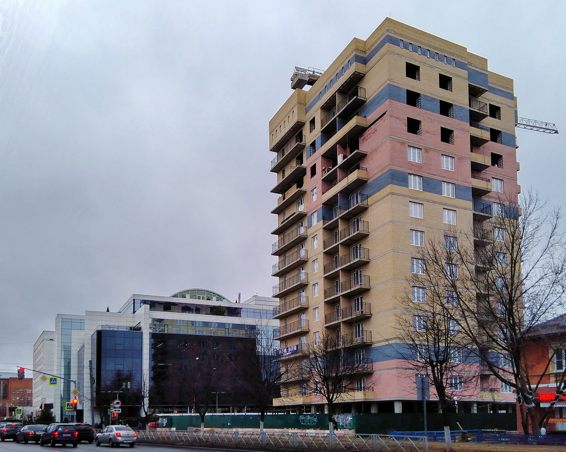 Ярославль, Угличская улица, 36/44; Улица Чехова, 33