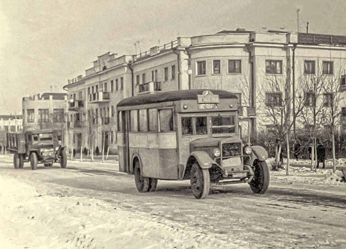 Уфа, Сельская Богородская улица, 11; Петрозаводская улица, 2 / Сельская Богородская улица, 9