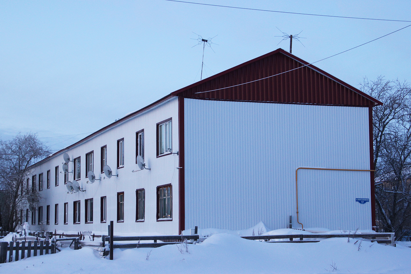 Iskateley, Улица Монтажников, 1А