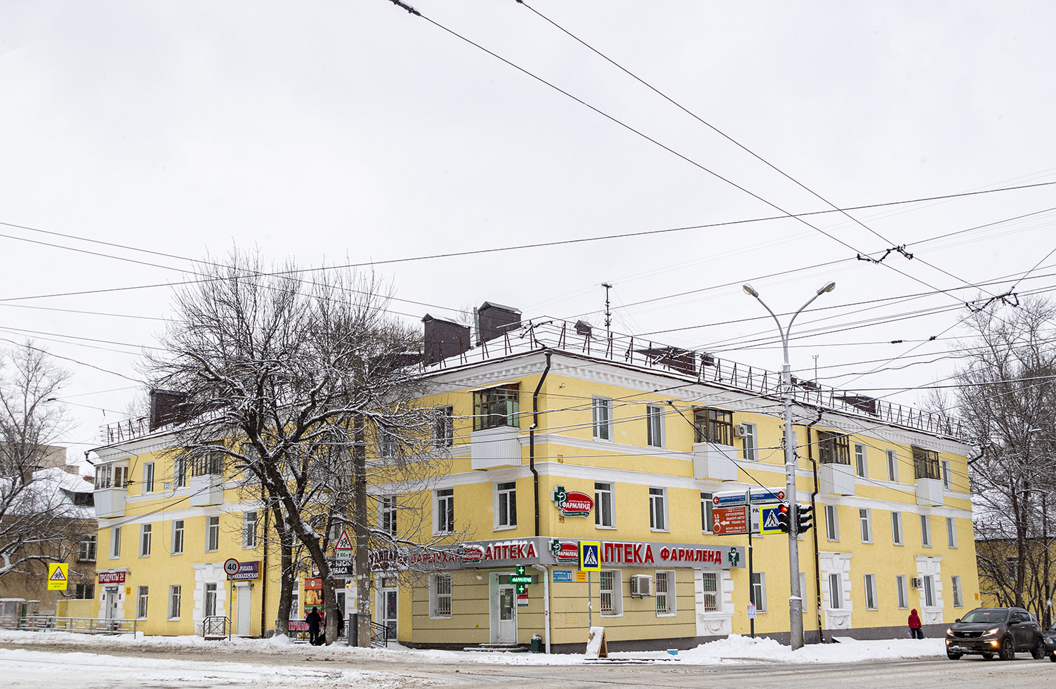 Уфа, Улица Свободы, 33 / Улица Дмитрия Донского, 91