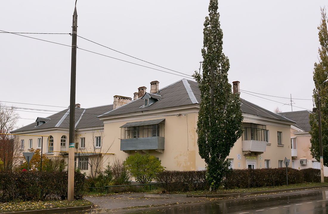 Октябрьский, Улица Степана Кувыкина, 7 / Улица Чехова, 24