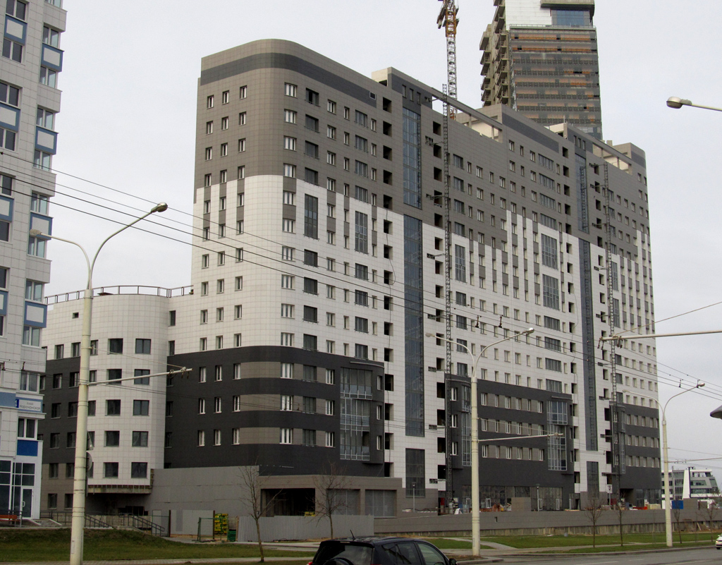 Минск, Проспект Победителей, 115 / Нарочанская улица, 2