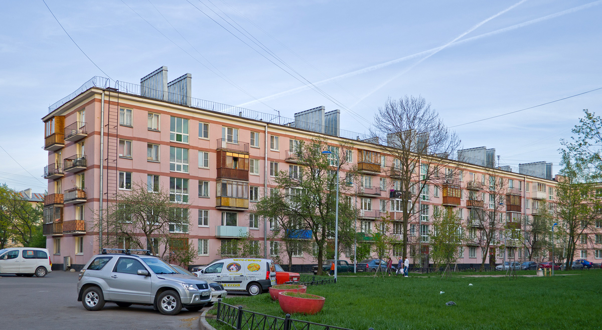 Санкт-Петербург, Новоизмайловский проспект, 9