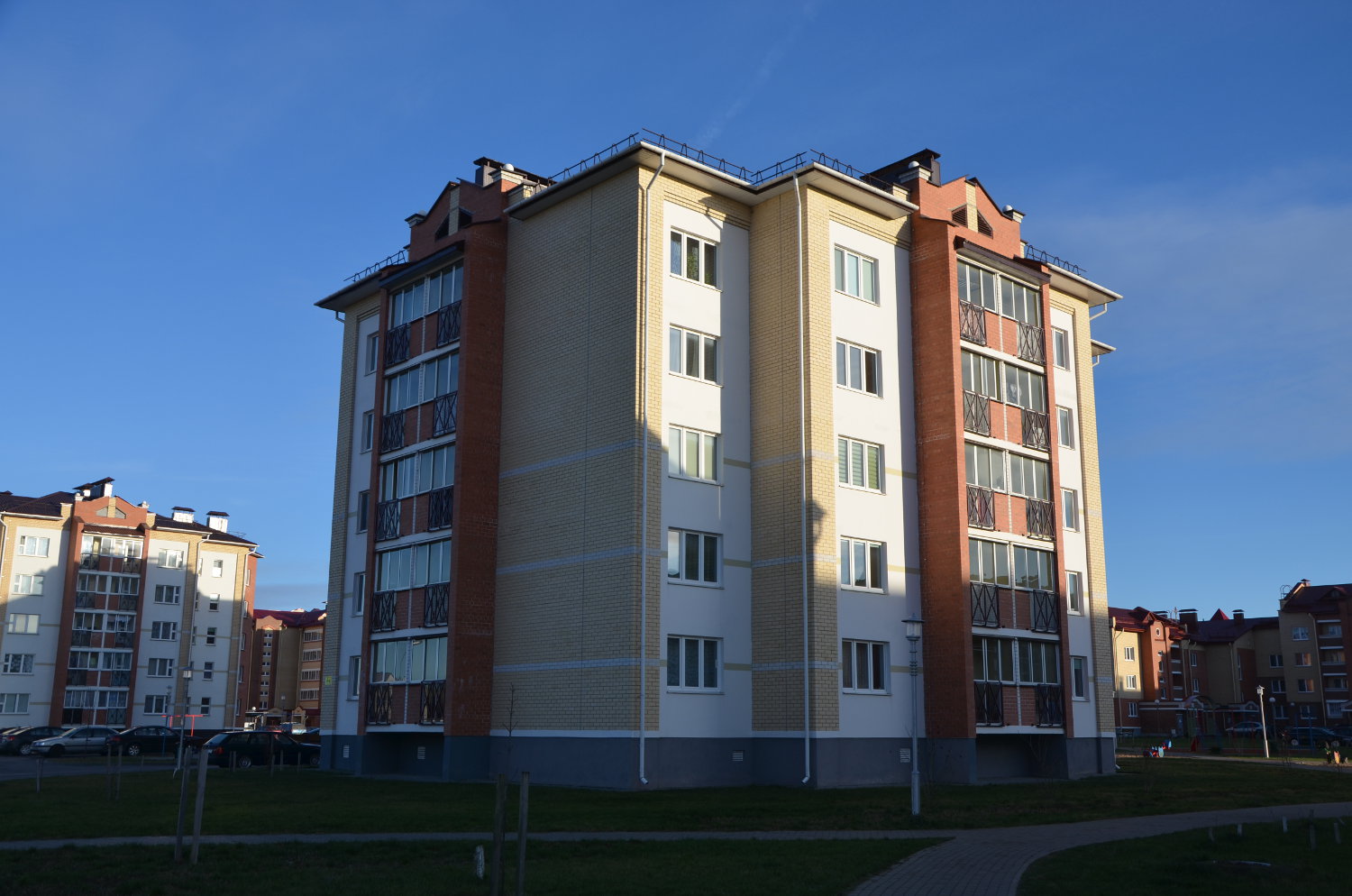 Островец, Аэродромная улица, 4