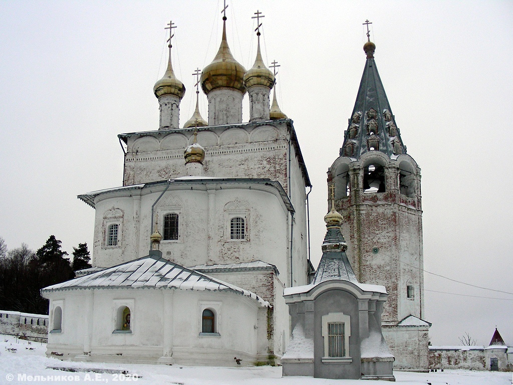 Гороховец, Пролетарская улица, 12 (Троицкий собор); Пролетарская улица, 12 (часовня-киворий)