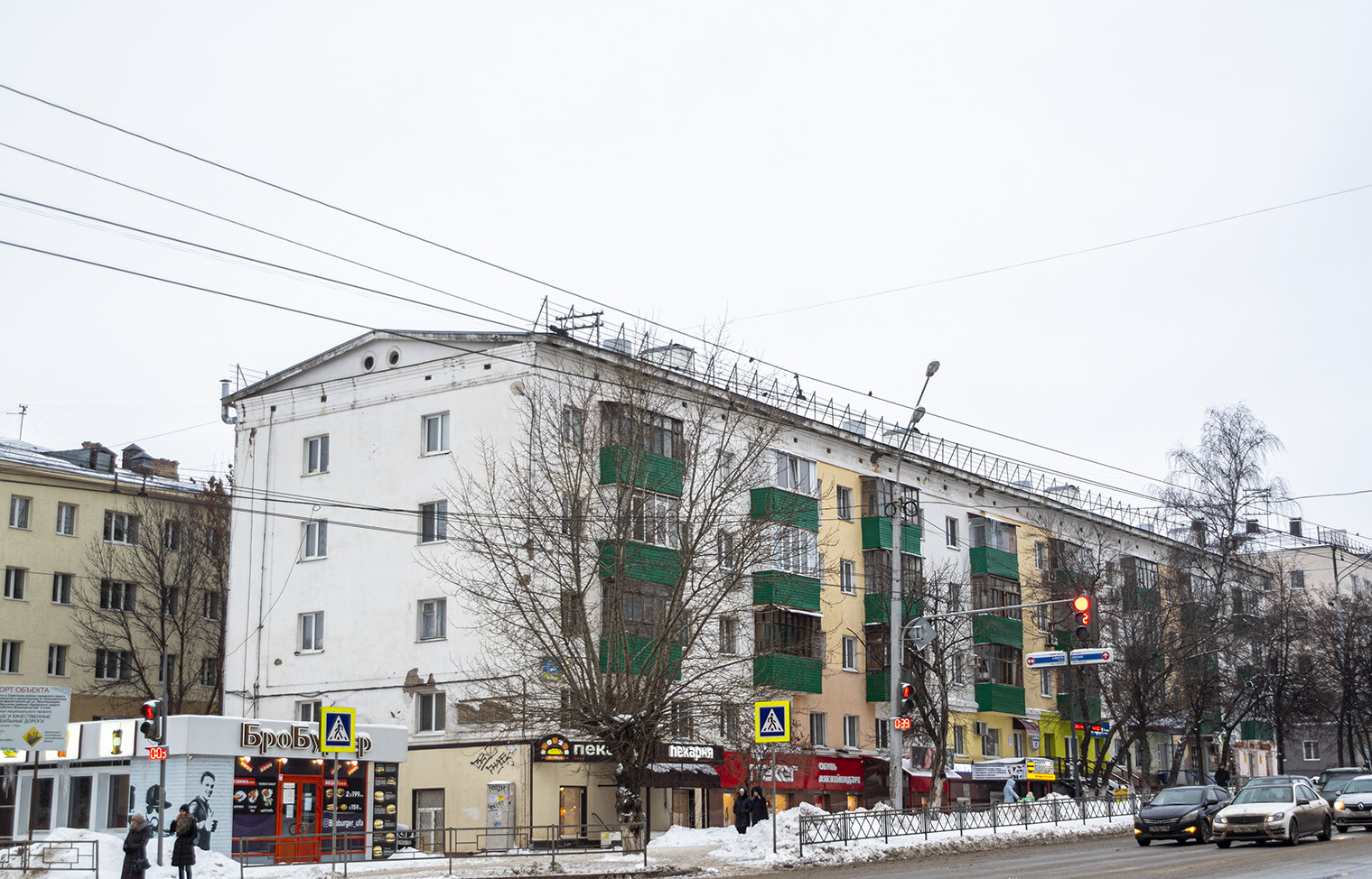 Уфа, Айская улица, 87 / Улица 8 Марта, 9