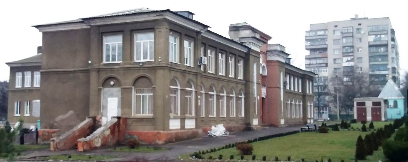 Краматорск, Улица Героев Украины, 18; Улица Героев Украины, 16 / Улица Валентина Шеймана, 3
