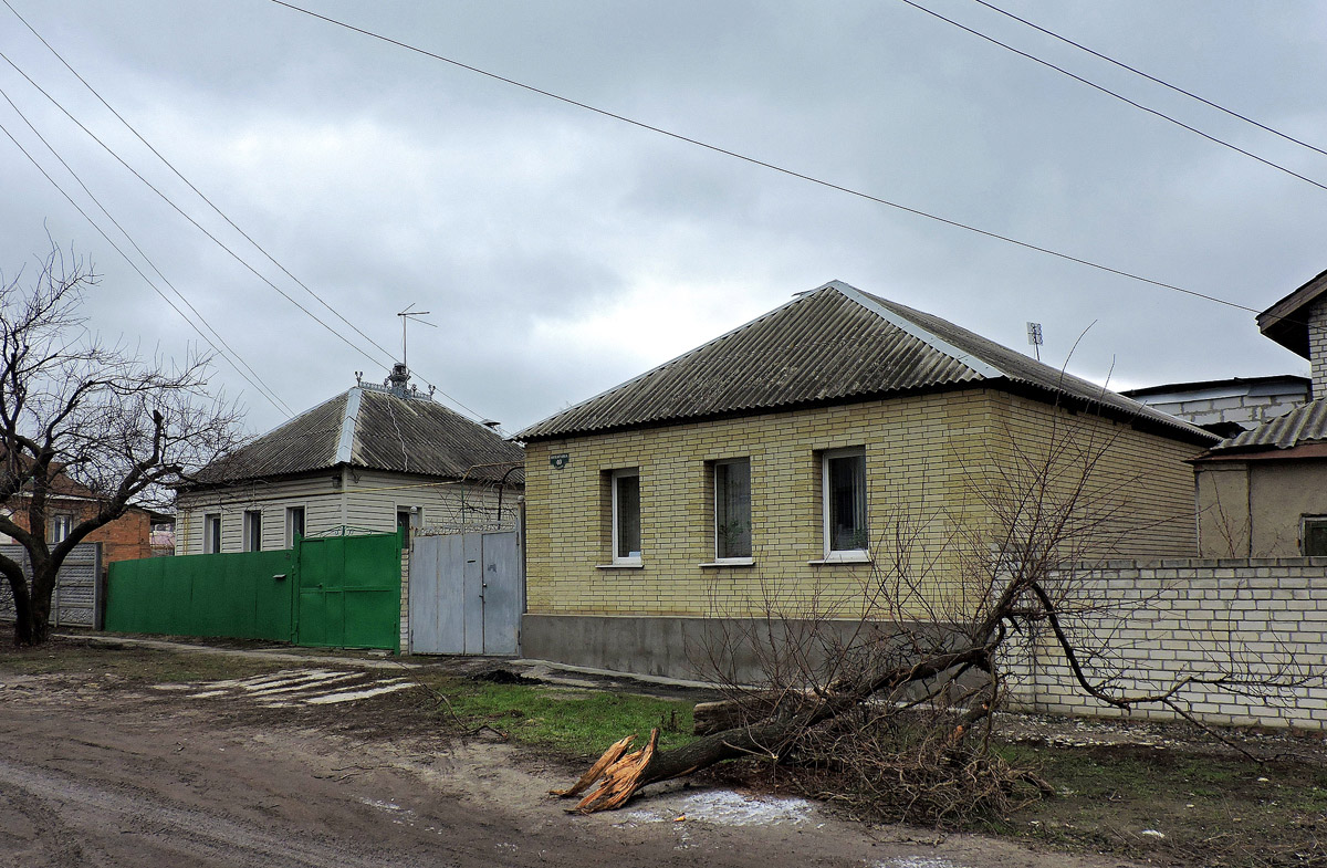 Харьков, Арматурная улица, 40; Арматурная улица, 42