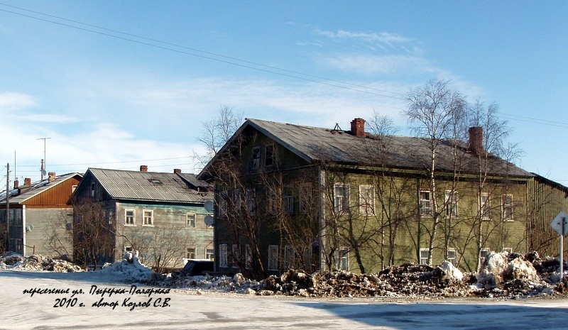 Нарьян-Мар, Улица Пырерки, 5; Полярная улица, 15 / Улица Пырерки, 7