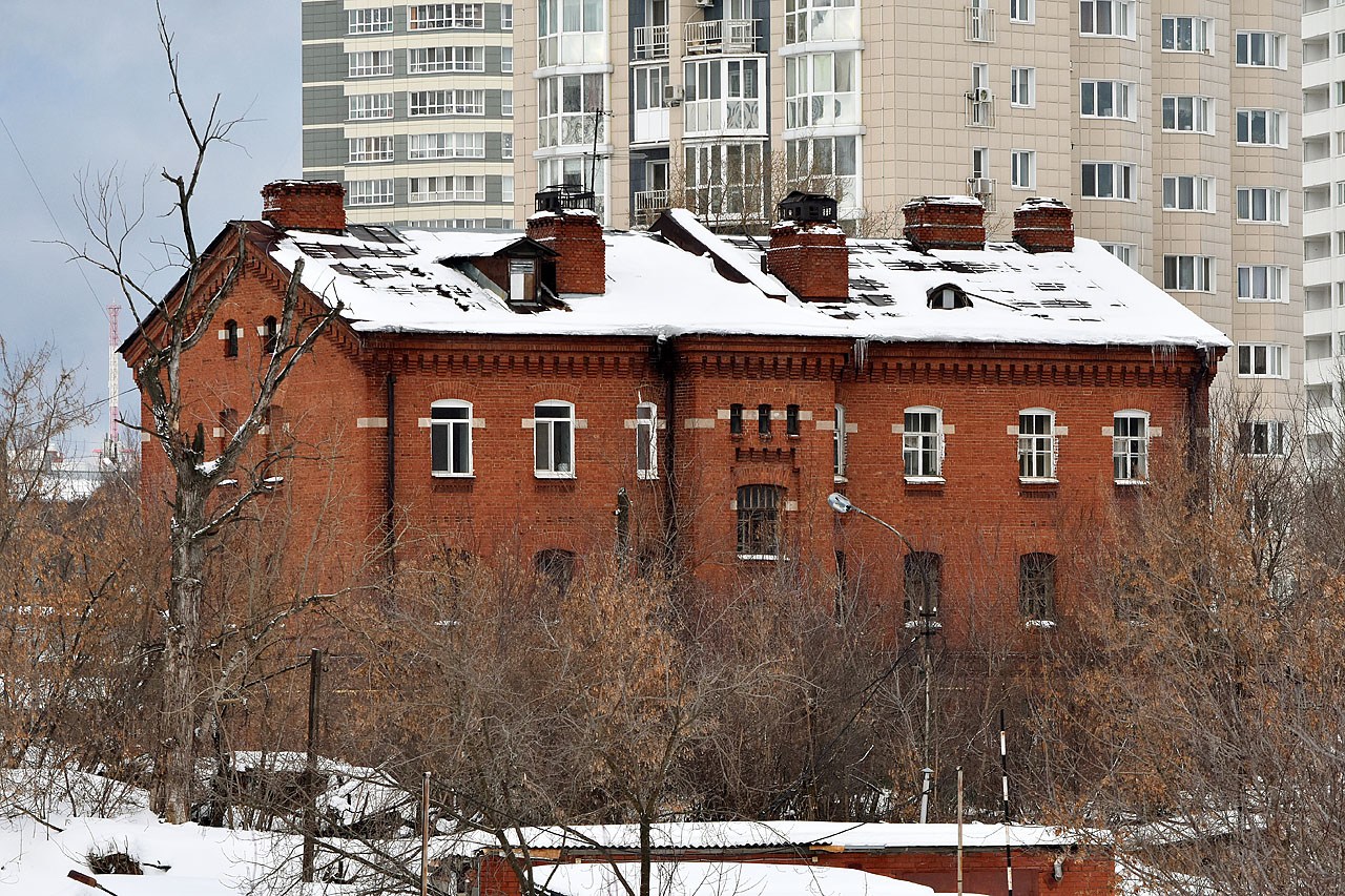 Пермь, Улица Красные Казармы, 10