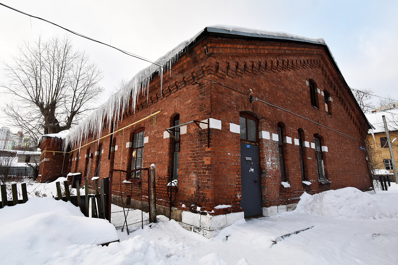 Пермь, Улица Красные Казармы, 9