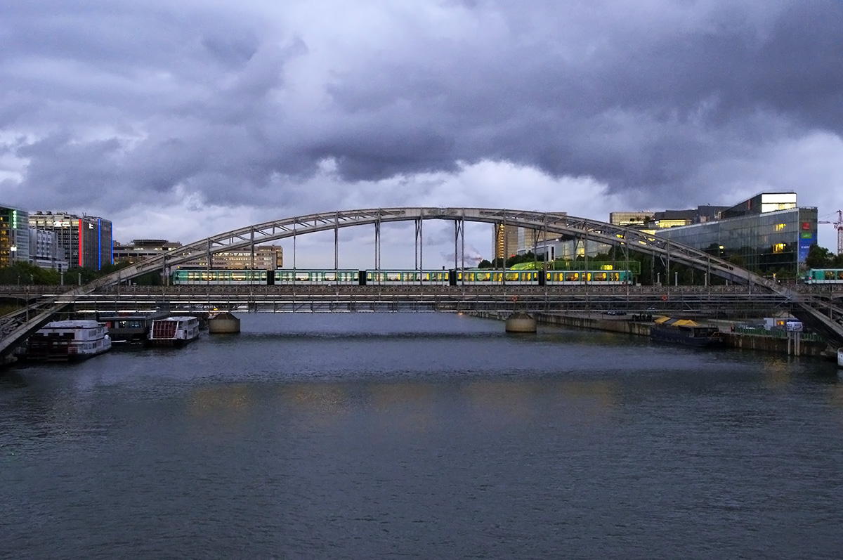 Париж, Quai d'Austerlitz, 50