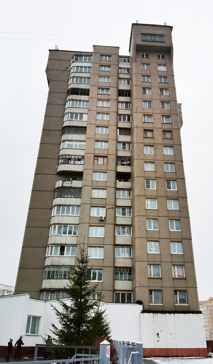 Йошкар-Ола, Улица Воинов-интернационалистов, 21