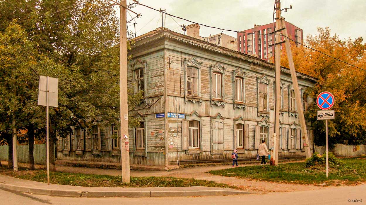 Ufa, Улица Зенцова, 85/2