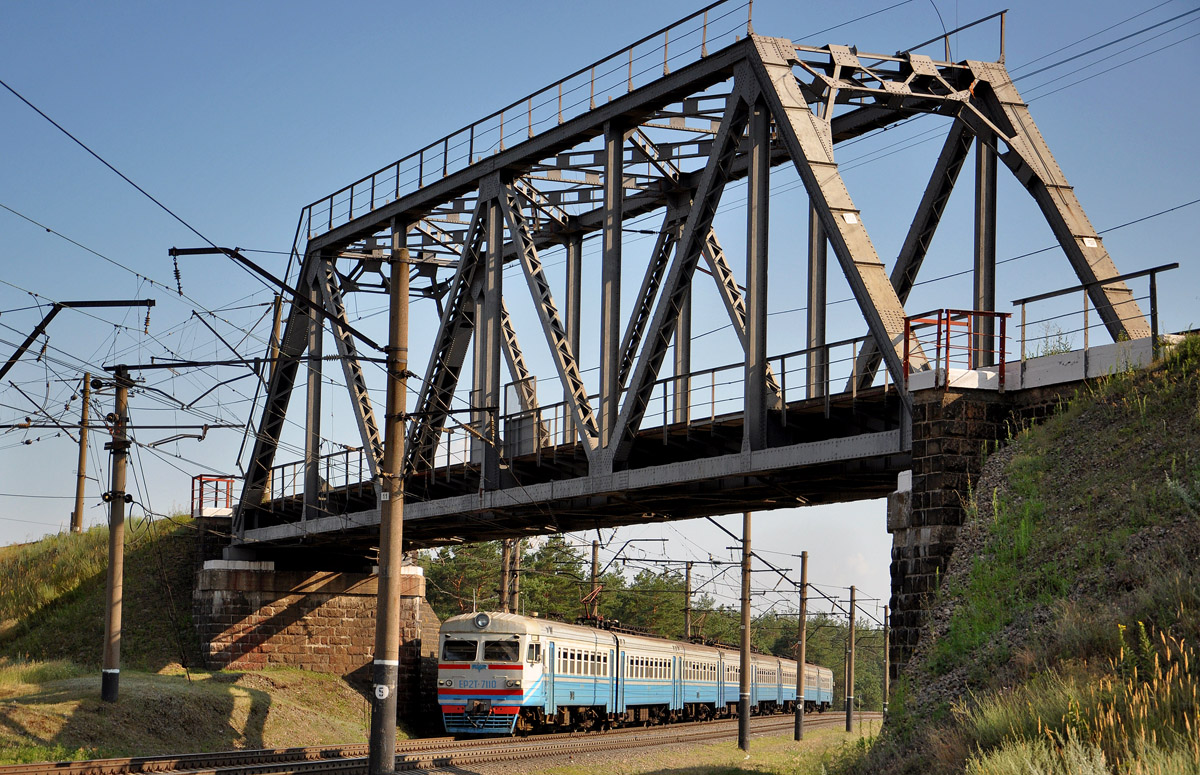Безлюдовка, Перегон Основа - Терновое