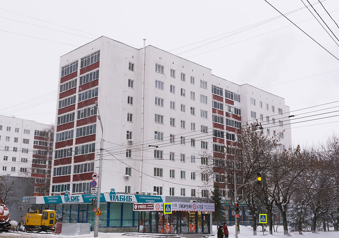Уфа, Улица Мажита Гафури, 17 / Улица Пушкина, 44