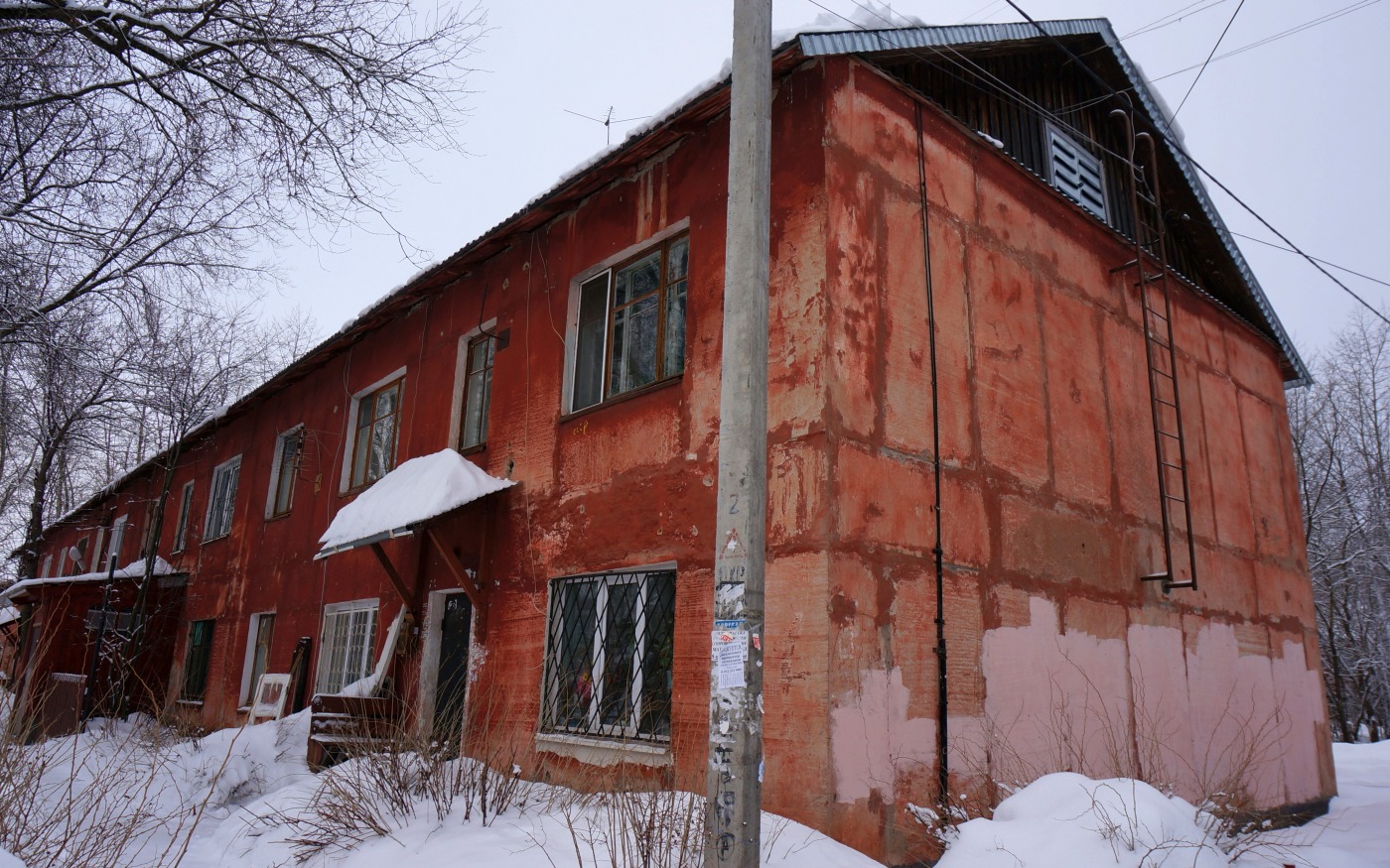 Perm, Сергинская улица, 32​ / Улица Лукоянова, 23