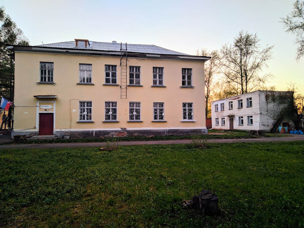 Глазов, Улица Тани Барамзиной, 14; Улица Тани Барамзиной, 14*