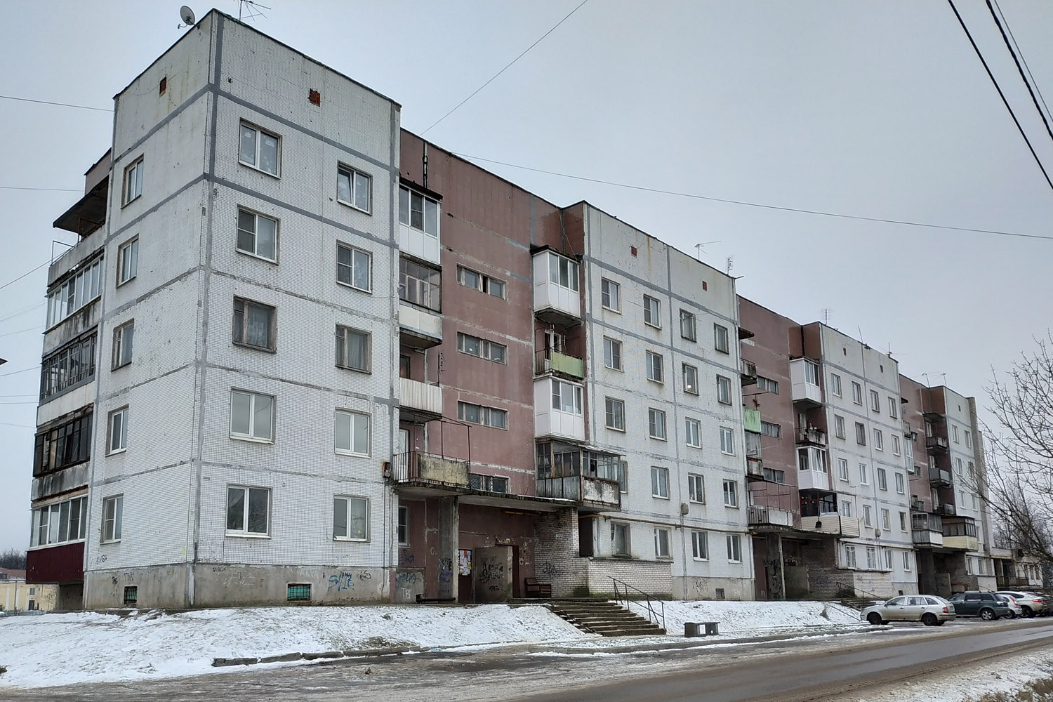 Мга, Комсомольский проспект, 56 (подъезды 1-3)