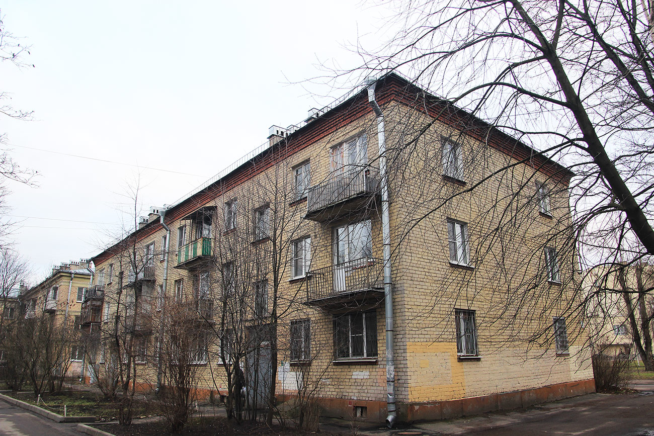Колпино, Площадь Коммуны, 3