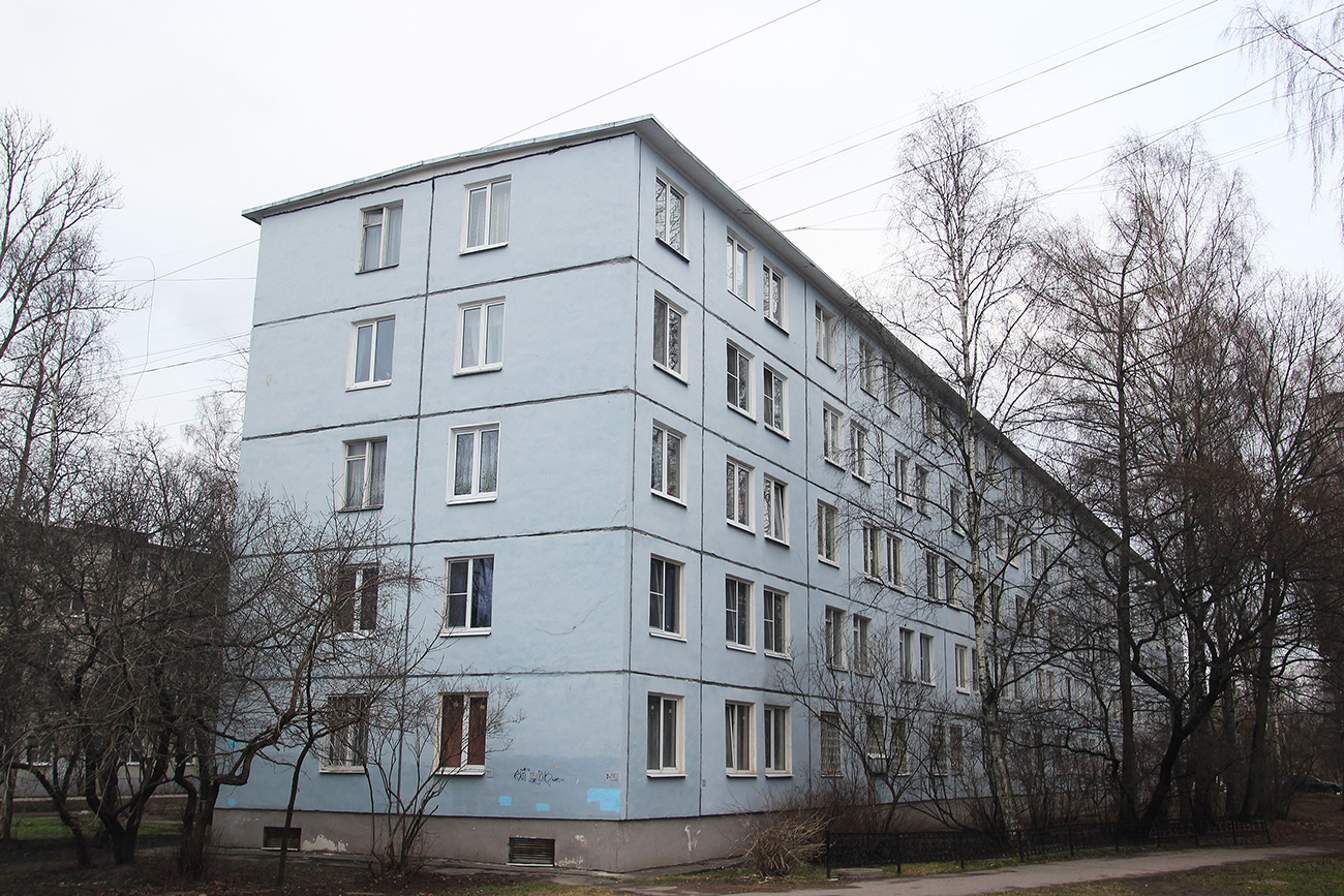 Kołpino, Адмиралтейская улица, 13