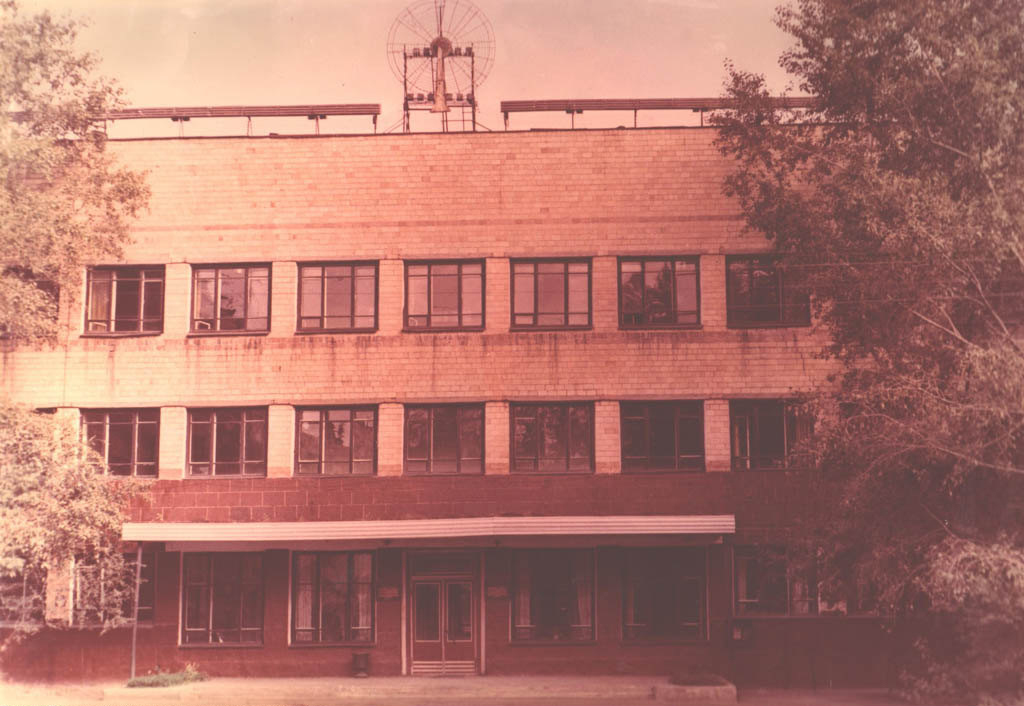 Красноярск, Улица Мечникова, 44А