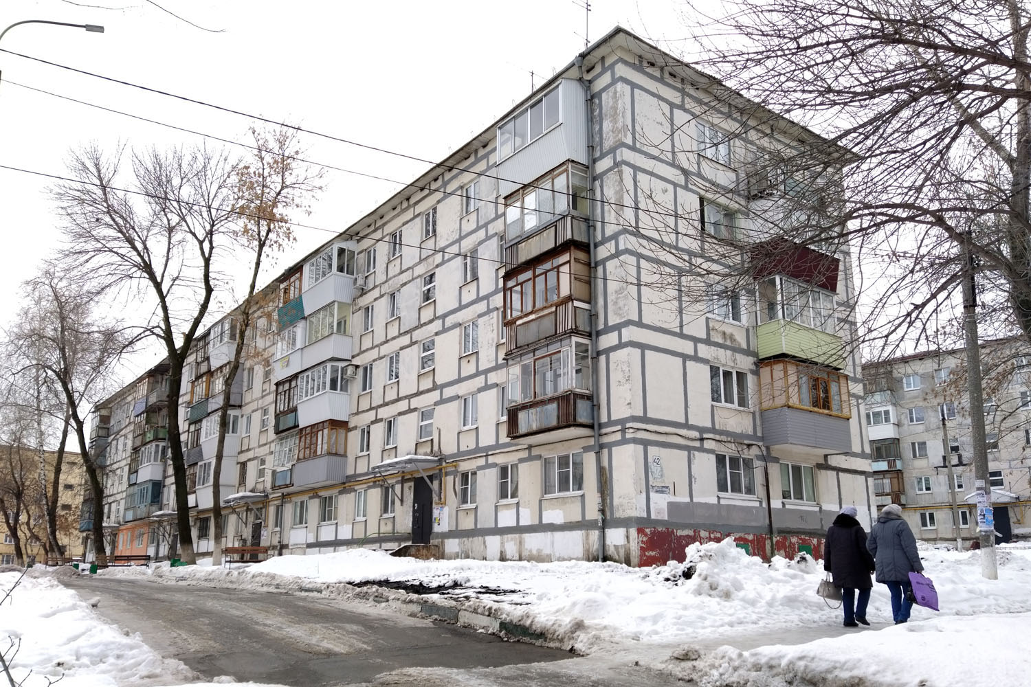 Новокуйбышевск, Улица Дзержинского, 42