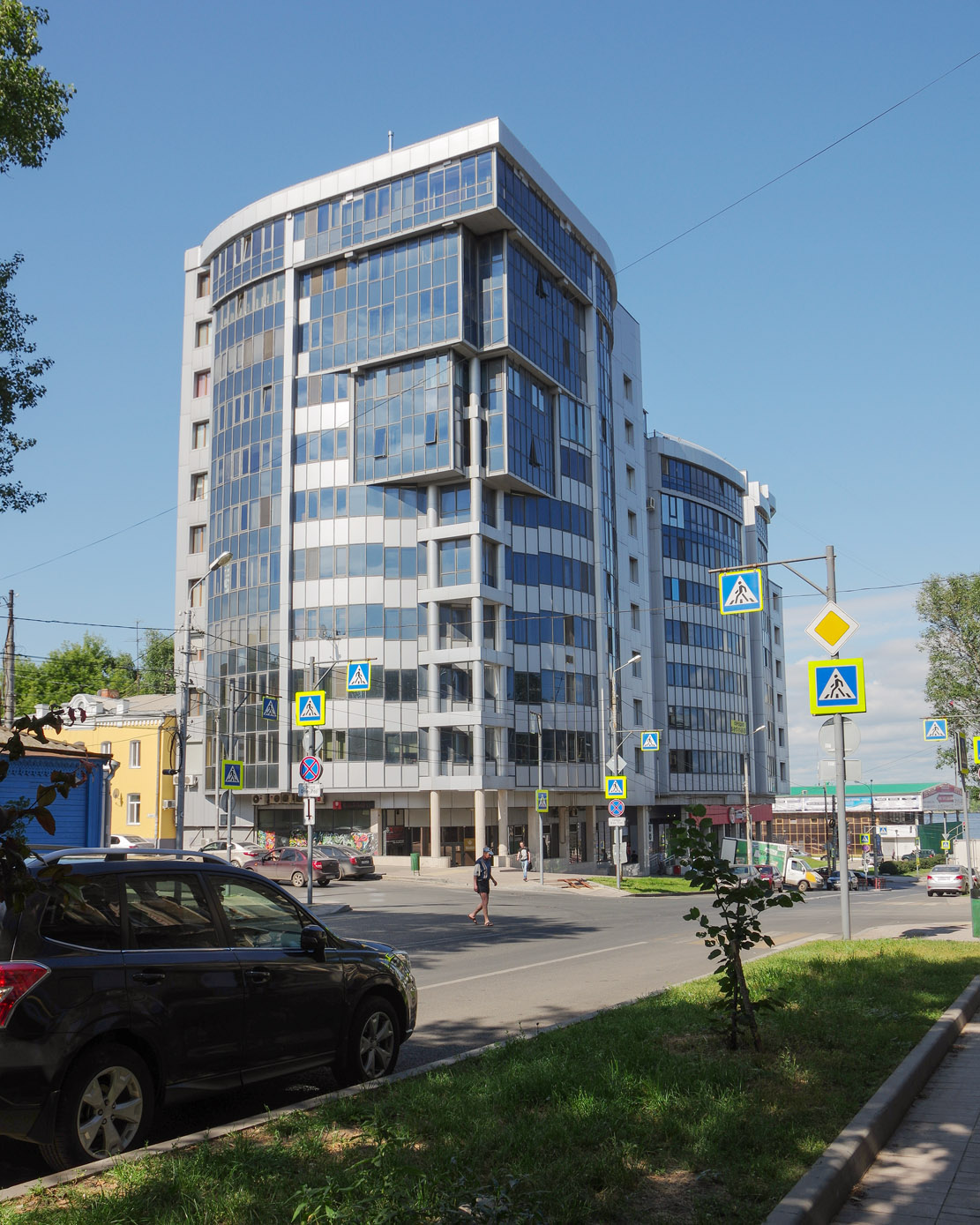 Самара, Улица Максима Горького, 97 / Улица Венцека, 1