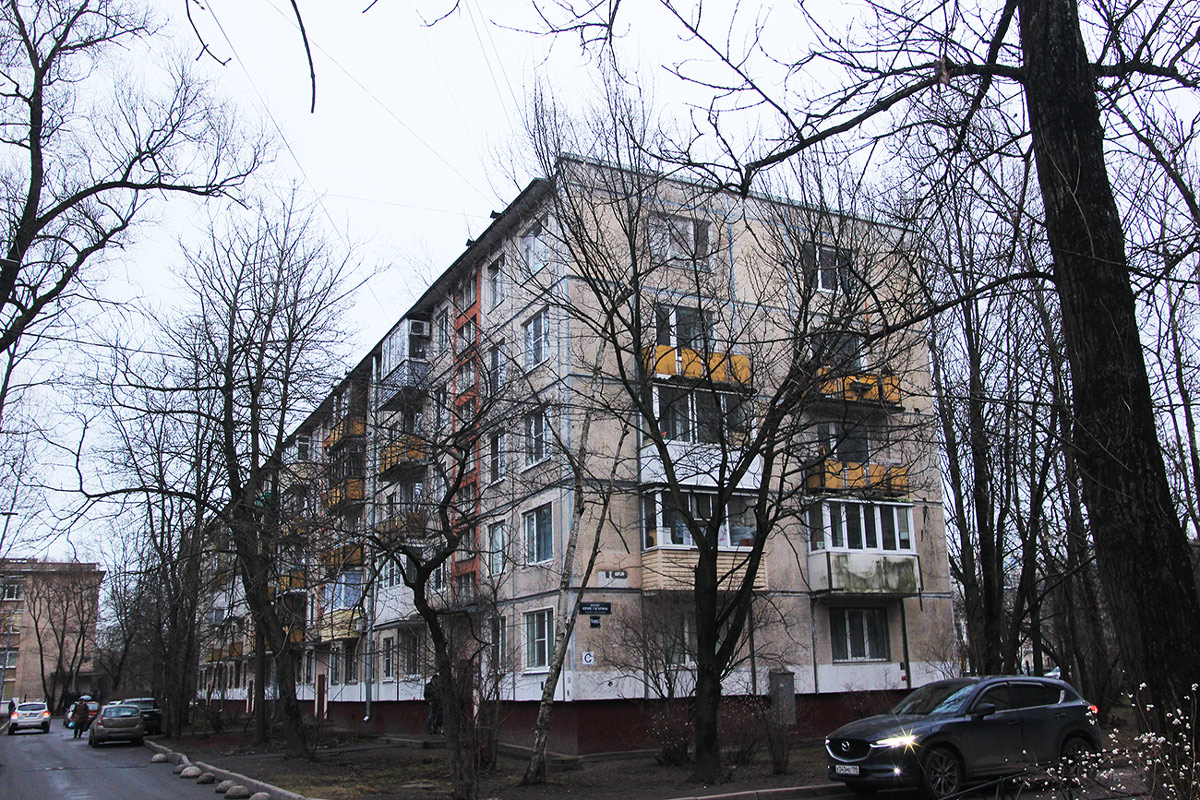 Санкт-Петербург, Проспект Юрия Гагарина, 18 корп. 2