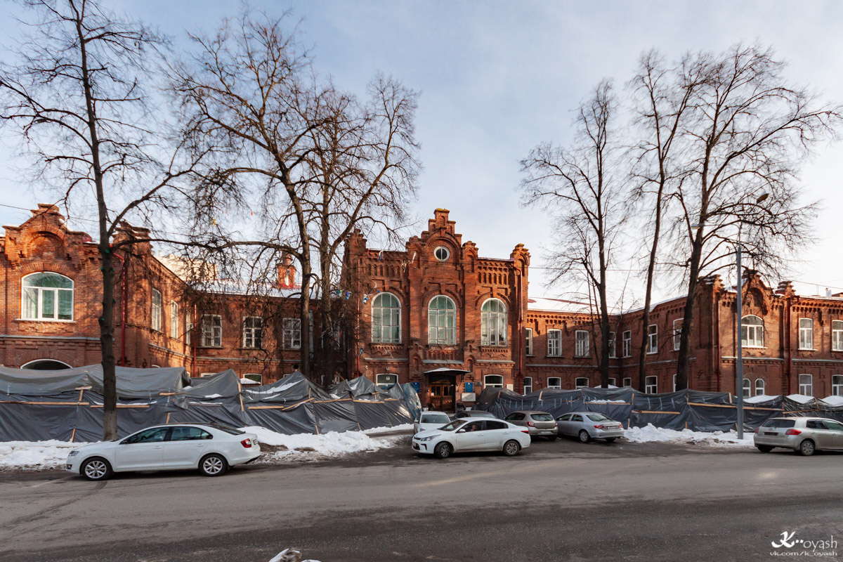 Казань, Улица Толстого, 4