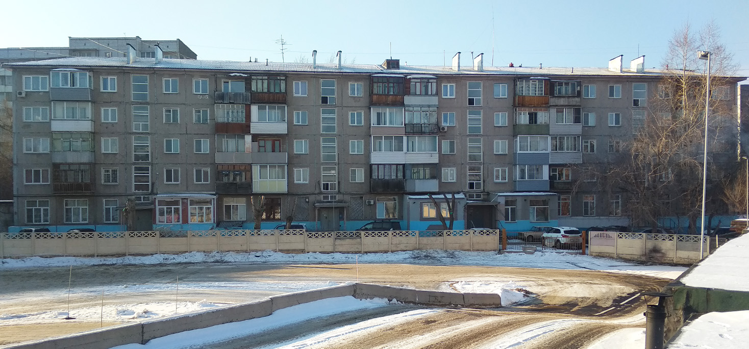 Красноярск, Улица Курчатова, 13