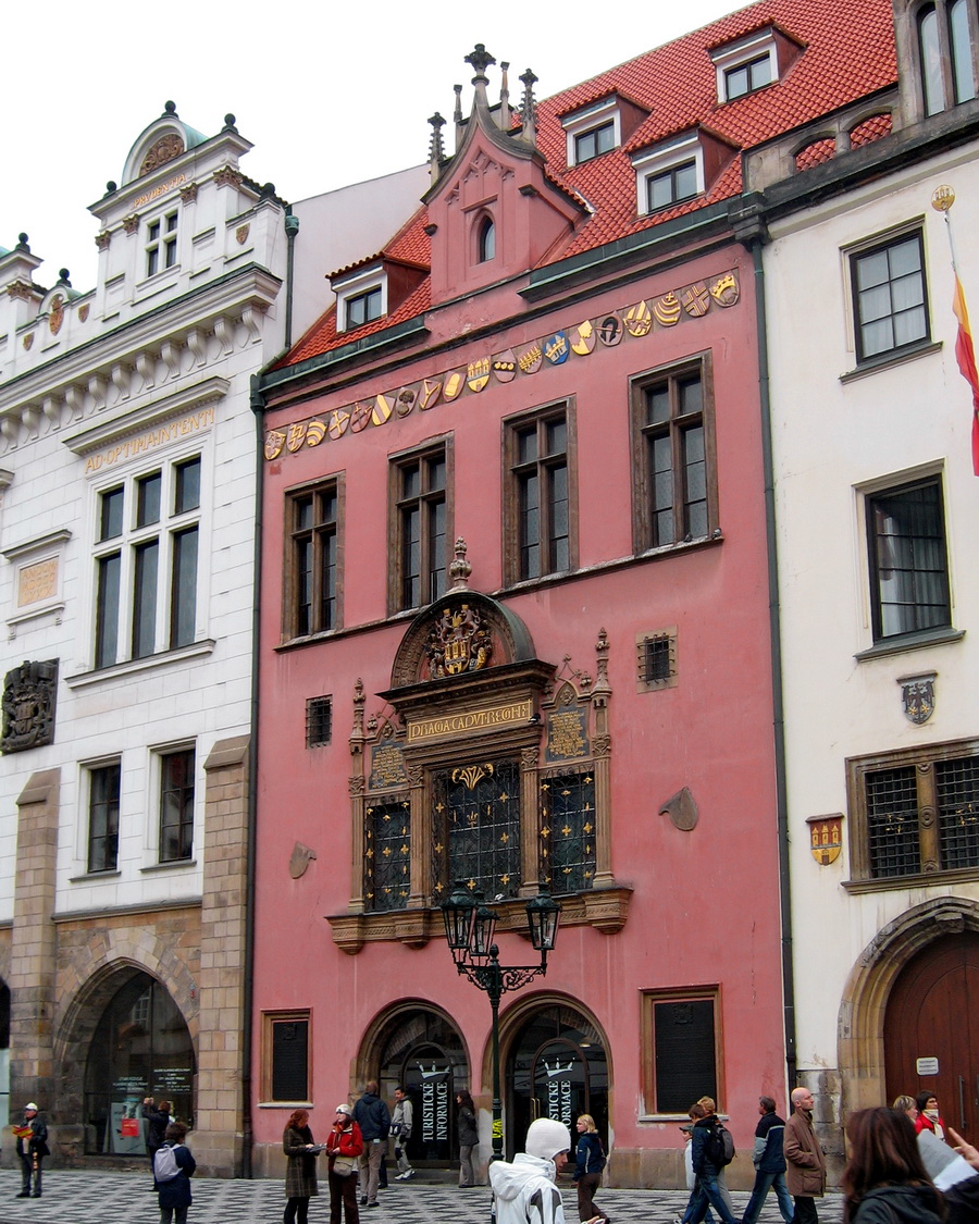 Прага, Staroměstské náměstí, 3