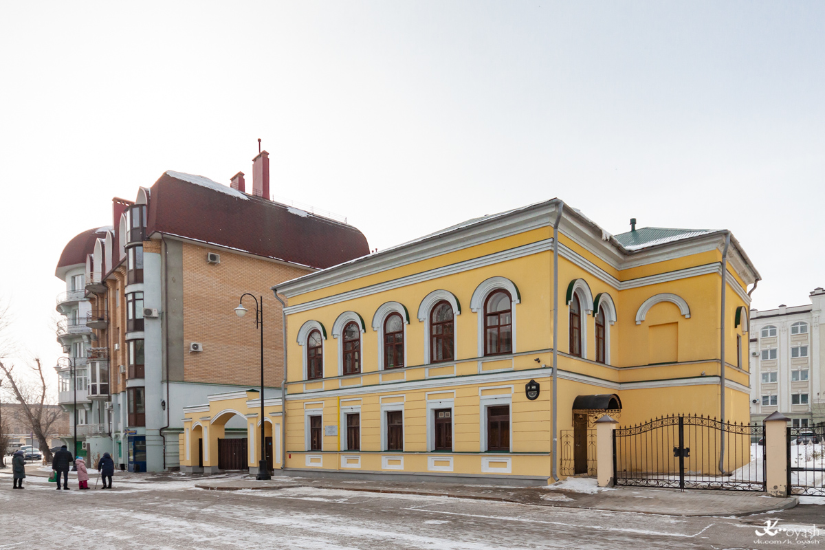 Казань, Улица Сафьян, 6; Улица Каюма Насыри, 40