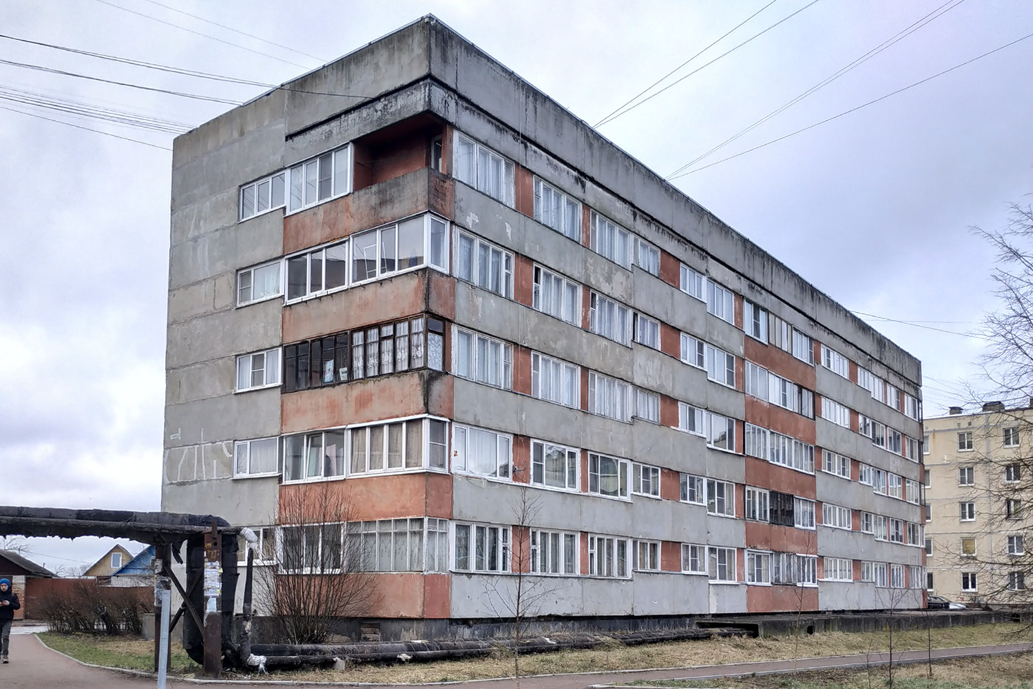 Maloe Verevo, Улица Кутышева, 10